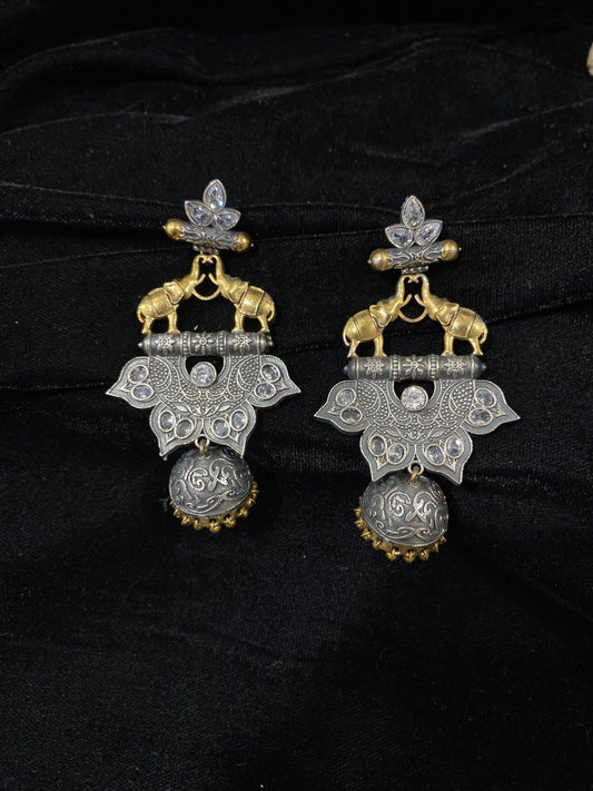Gold elephants