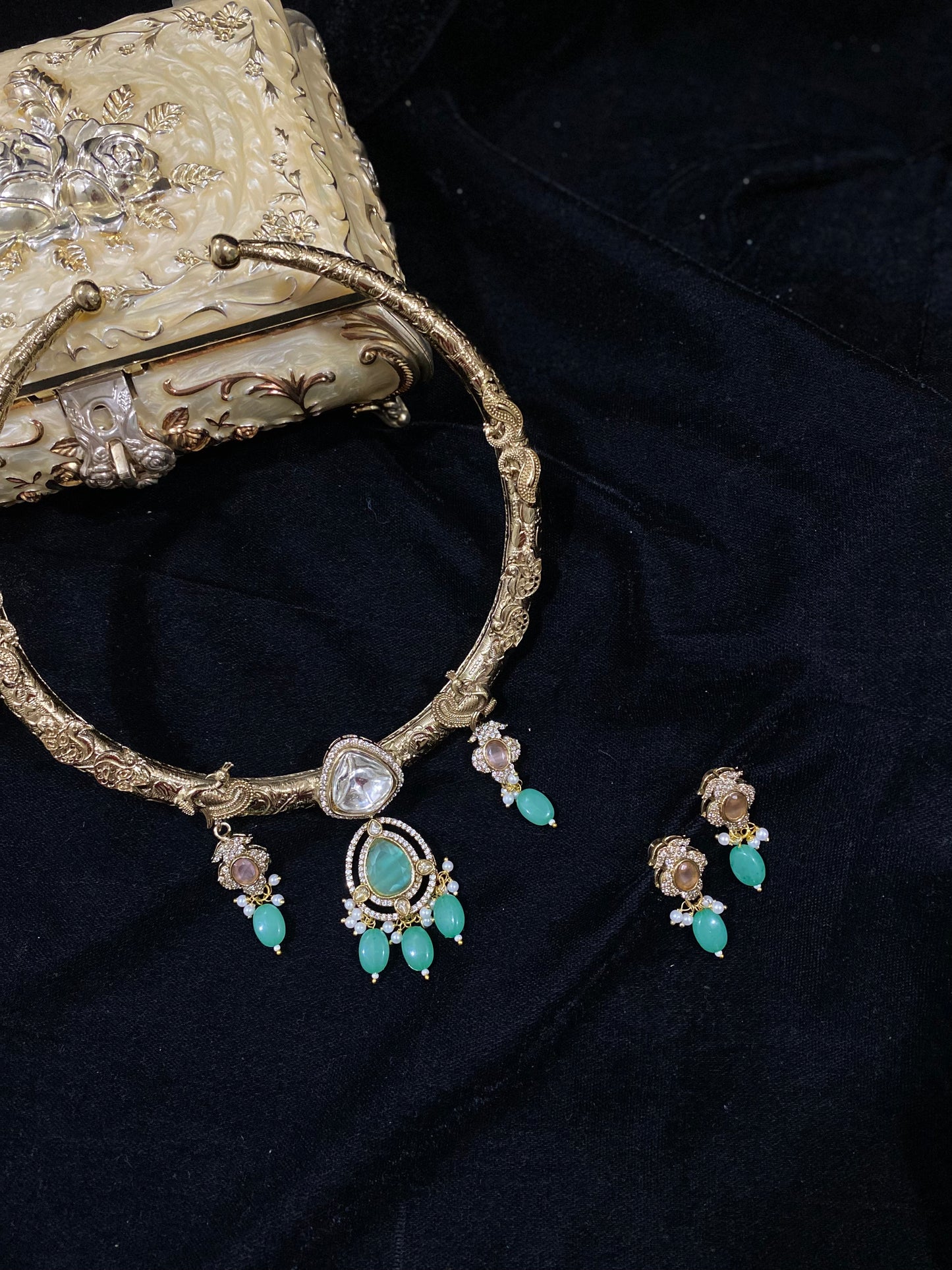 Gold Choker with Emerald Drops